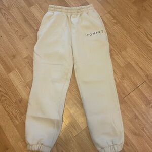 Comfrt Unisex Sweats